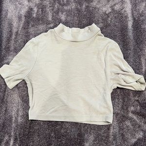 Turtle neck crop top